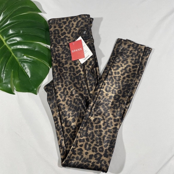 NWT Spanx [ XS ] Leopard Print Faux Leather Leggings - Picture 6 of 12